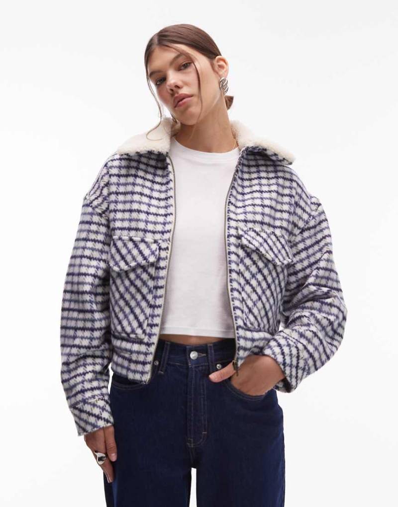 Levi's - Knapp geschnittene Trucker-Jacke im 90er-Stil aus Wolle mit Karomuster-Bunt von Levi's