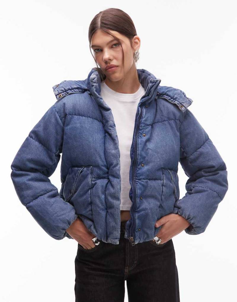 Levi's - Kurzer Denim-Puffermantel im Western-Design in Blau von Levi's