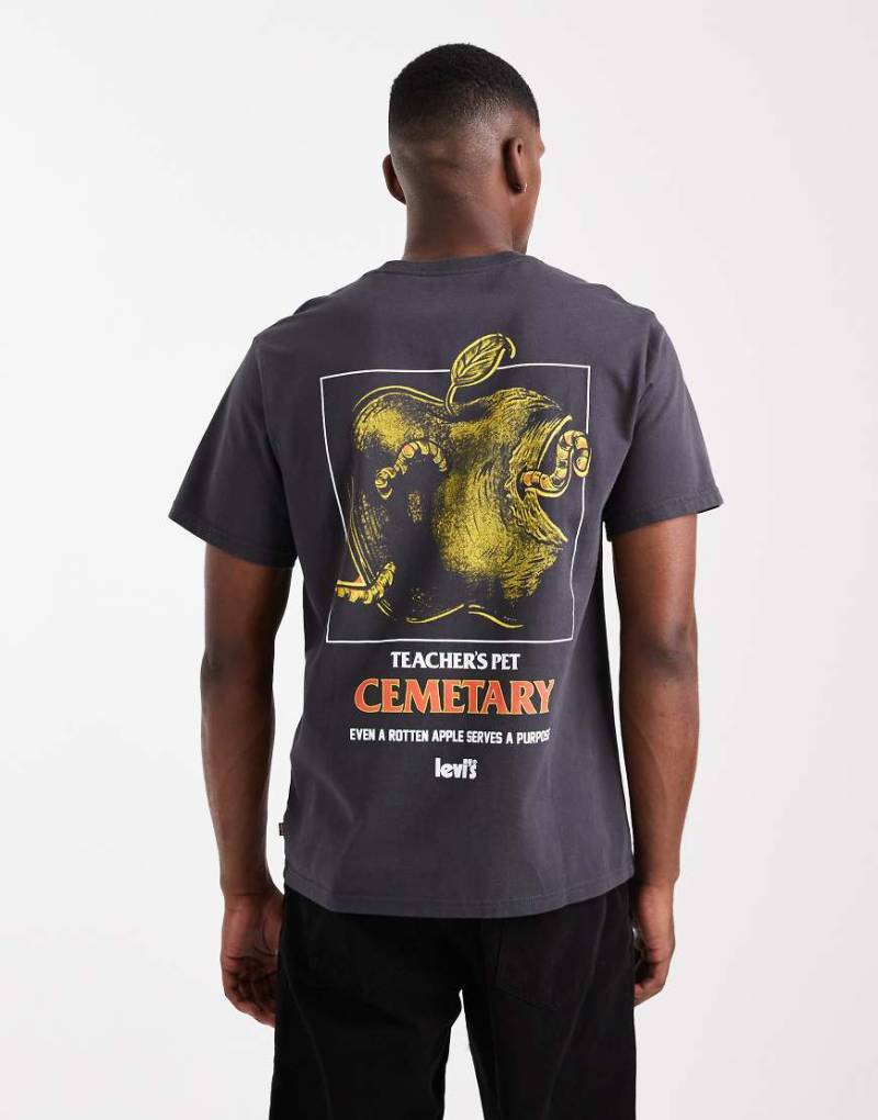 Levi's - Lässig geschnittenes T-Shirt in Schwarz mit „Pet Cemetary"-Rückenprint von Levi's