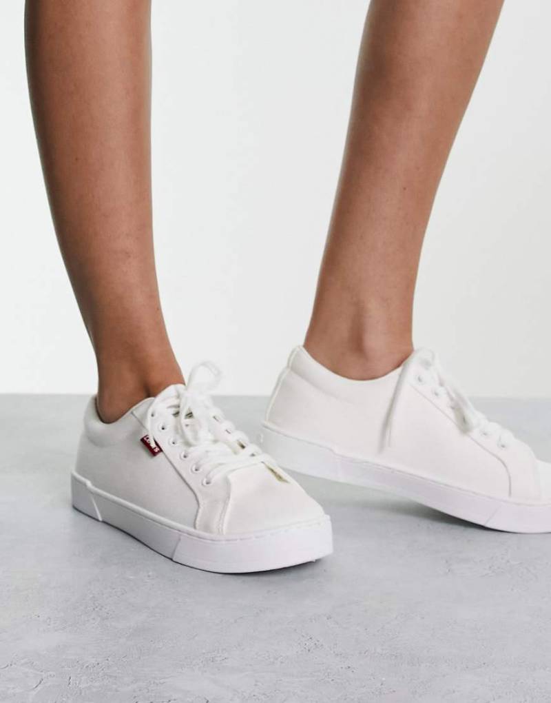 Levi's - Malibu - Sneaker in Weiß mit Logo-Etikett in Rot von Levi's