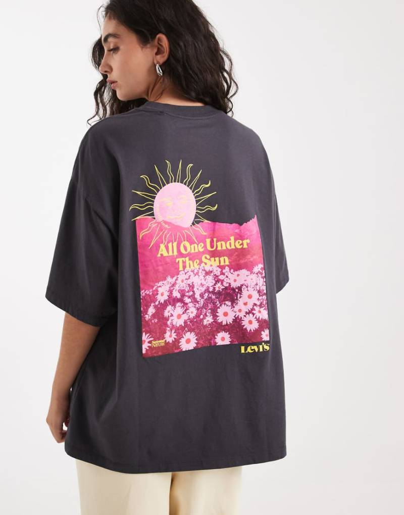 Levi's - Oversize-T-Shirt in Schwarz mit Sonnen-Rückenprint von Levi's