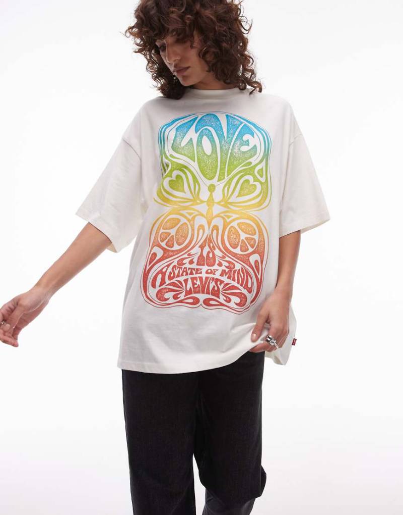 Levi's - Oversize-T-Shirt in Weiß mit Love-Print von Levi's