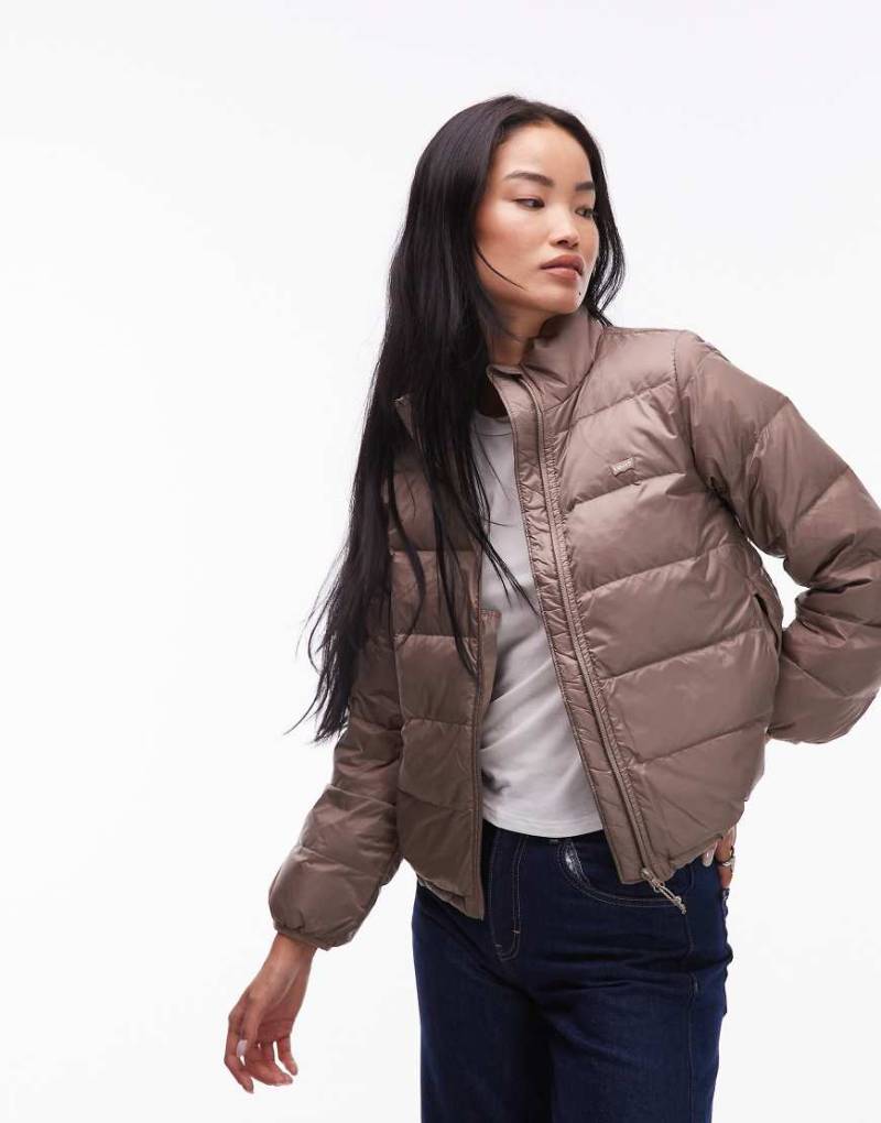 Levi's - Polly - Verstaubare Pufferjacke in Taupe-Brown von Levi's