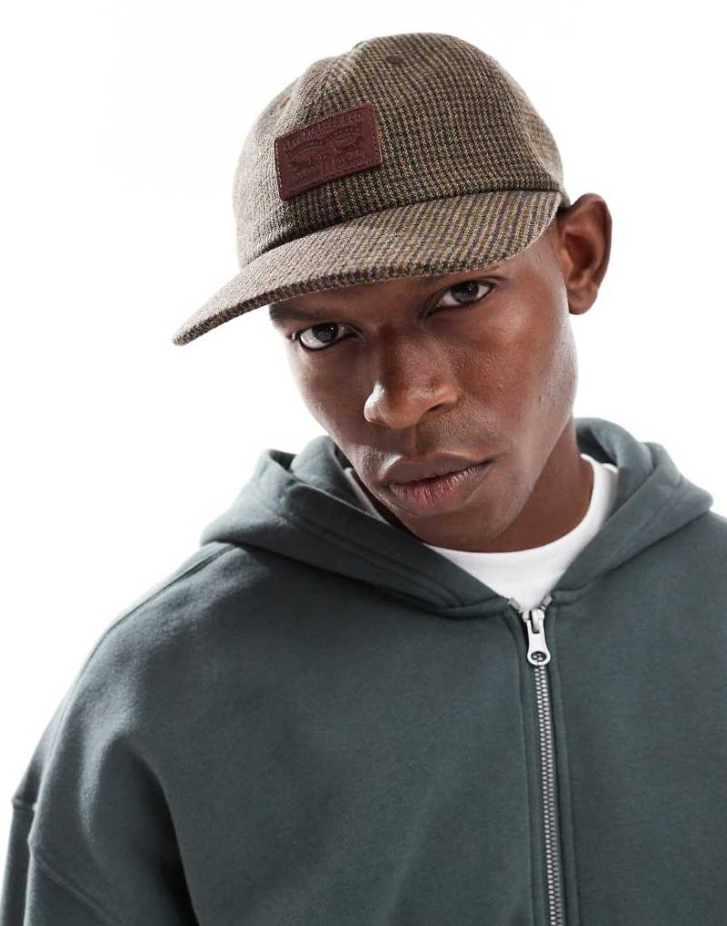 Levi's - Relaxed Fit Dad-Baseballkappe aus braunem Cord mit Logo-Aufnäher aus Leder von Levi's