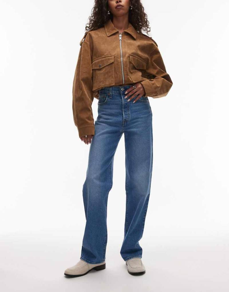 Levi's - Ribcage - Gerade geschnittene, knöchellange Jeans in Mittelblau von Levi's