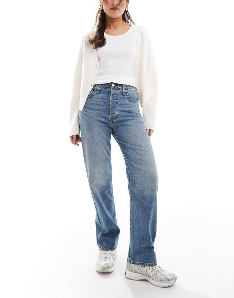 Levi's - Ribcage - Knöchellange Straight Jeans in Vintage-Waschung-Blau von Levi's