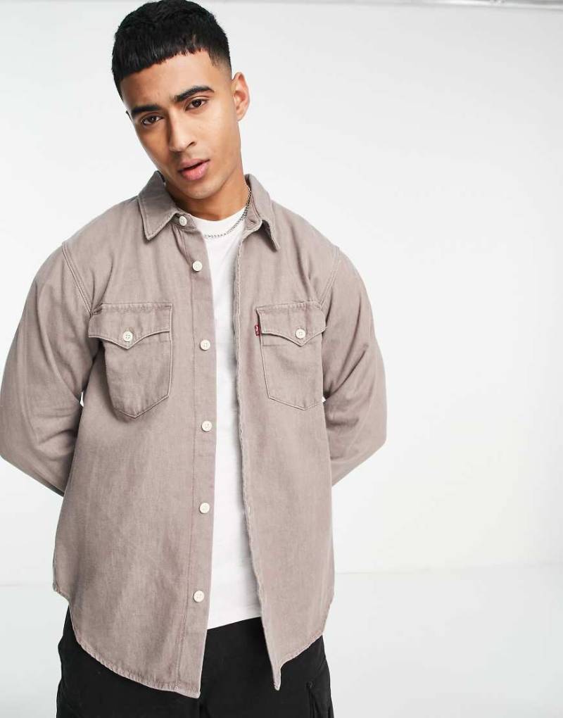 Levi's - Schlichtes, langärmliges Hemd in Stone-Waschung-Neutral von Levi's