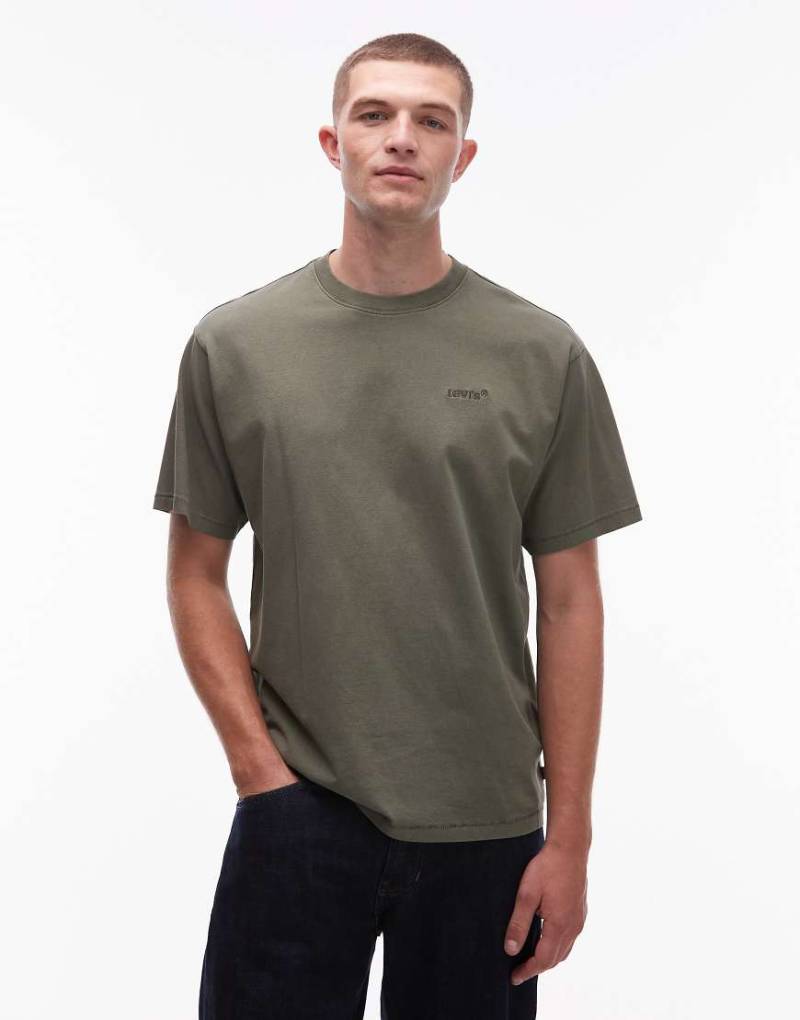 Levi's - Stückgefärbtes Oversize-T-Shirt in Dunkelgrün mit farblich abgestimmtem Logo im Vintage-Stil von Levi's