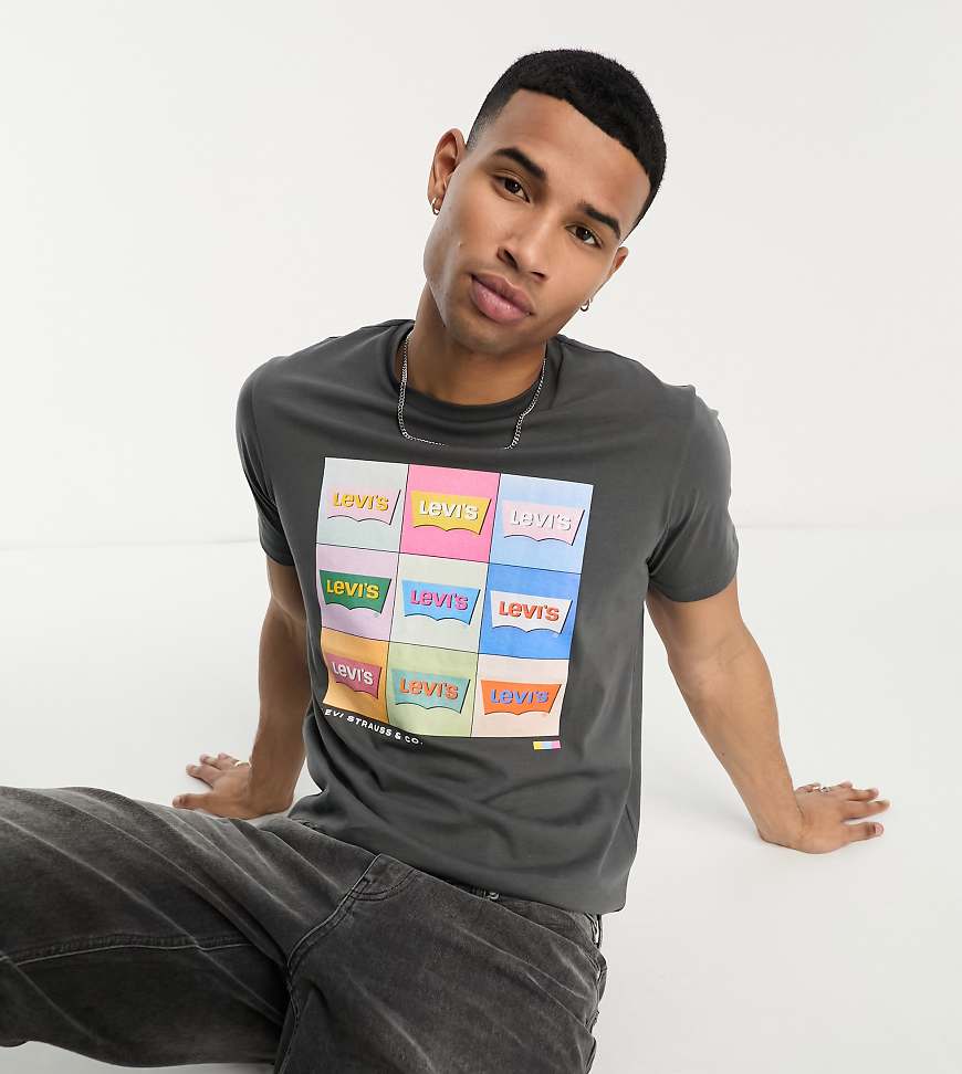 Levi's - T-Shirt in Schwarz mit Logoprints in Neonfarben, exklusiv bei ASOS von Levi's