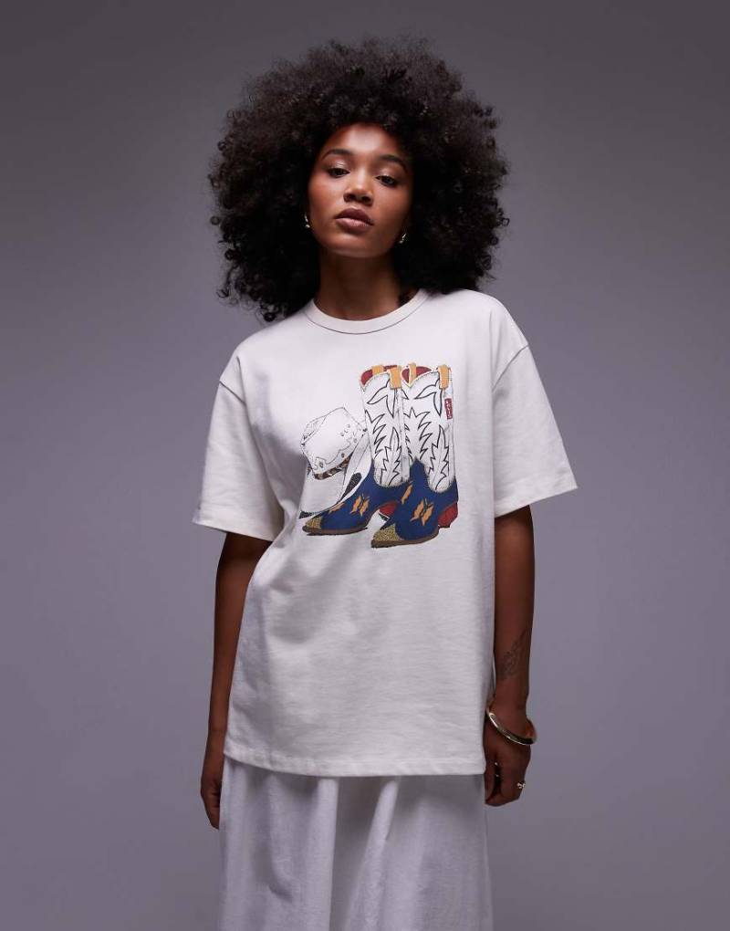 Levi's - Tabor - T-Shirt in Weiß mit Cowboystiefel-Grafikmotiv von Levi's