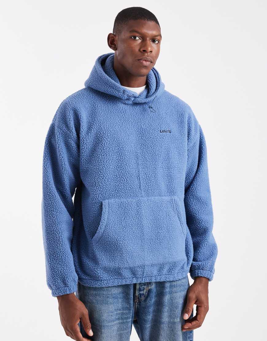 Levi's - Teddyfell-Kapuzenpullover in Mittelblau mit farblich abgestimmtem Logo von Levi's