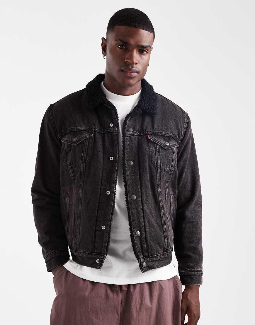 Levi's - Type 3 Sherpa - Trucker-Jeansjacke in verwaschenem Schwarz von Levi's