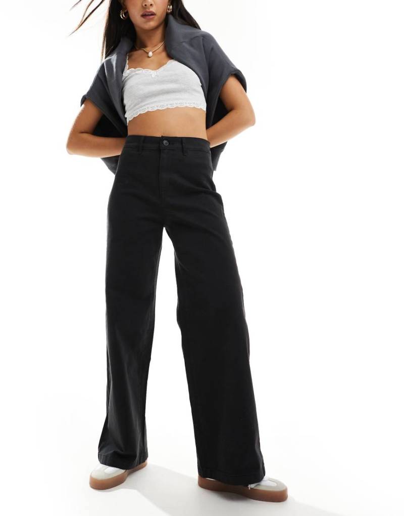 Levi's - Vintage-Chinohose in Schwarz mit hohem Bund und geradem Schnitt von Levi's