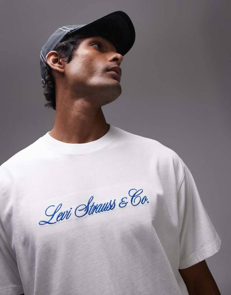 Levi's - Vintage - Locker geschnittenes T-Shirt in Weiß mit gesticktem Logo-Schriftzug von Levi's