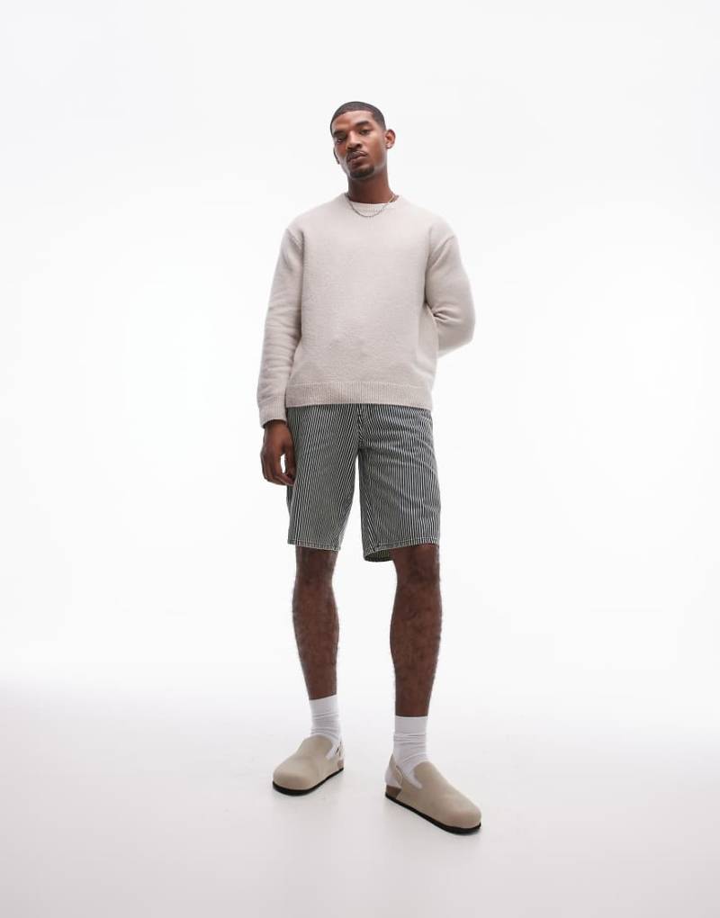 Levi's - Workwear Capsule - 568 - Locker geschnittene Carpenter-Jeans-Shorts in Mittelblau mit Railway-Streifen Levi's - Workwear Capsule - 568 - Locker geschnittene Carpenter-Jeans-Shorts in Mittelblau mit Railway-Streifen von Levi's