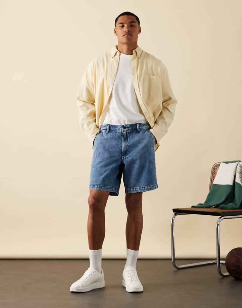 Levi's - XX Authentic - Chino-Jeans-Shorts in Mittelblau Levi's - XX Authentic - Chino-Jeans-Shorts in Mittelblau von Levi's