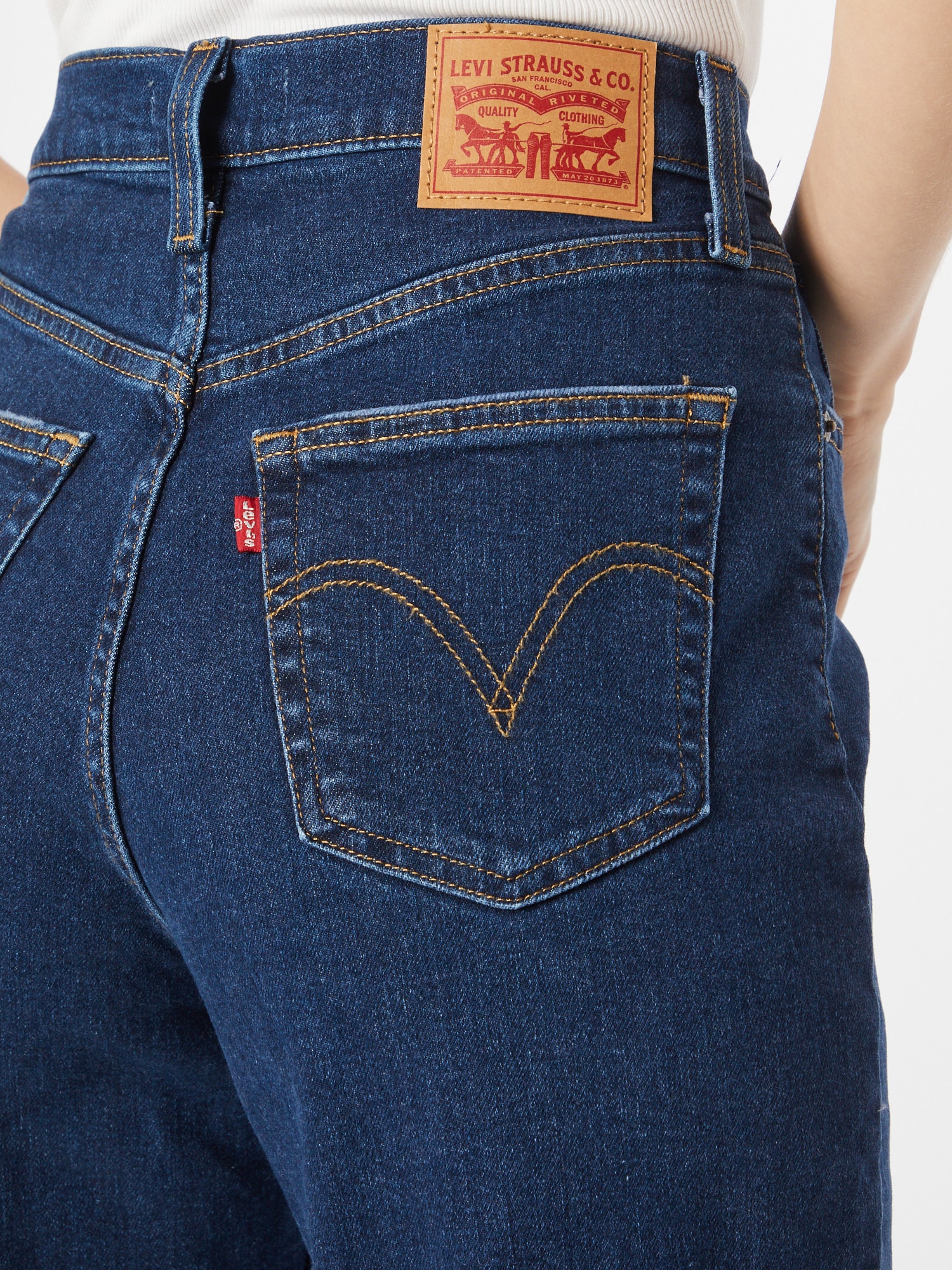 Jeans 'High Waisted Mom Jean' von LEVI'S ®