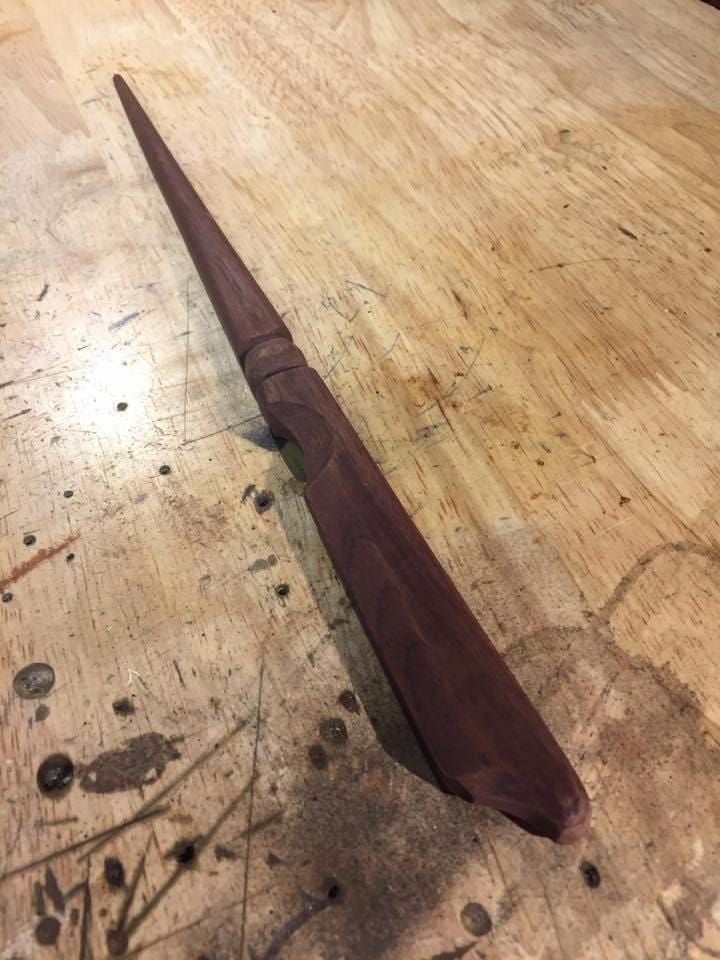 Ein Handgefertigter Zauberstab Ein Handgefertigter Zauberstab von LevityCreative