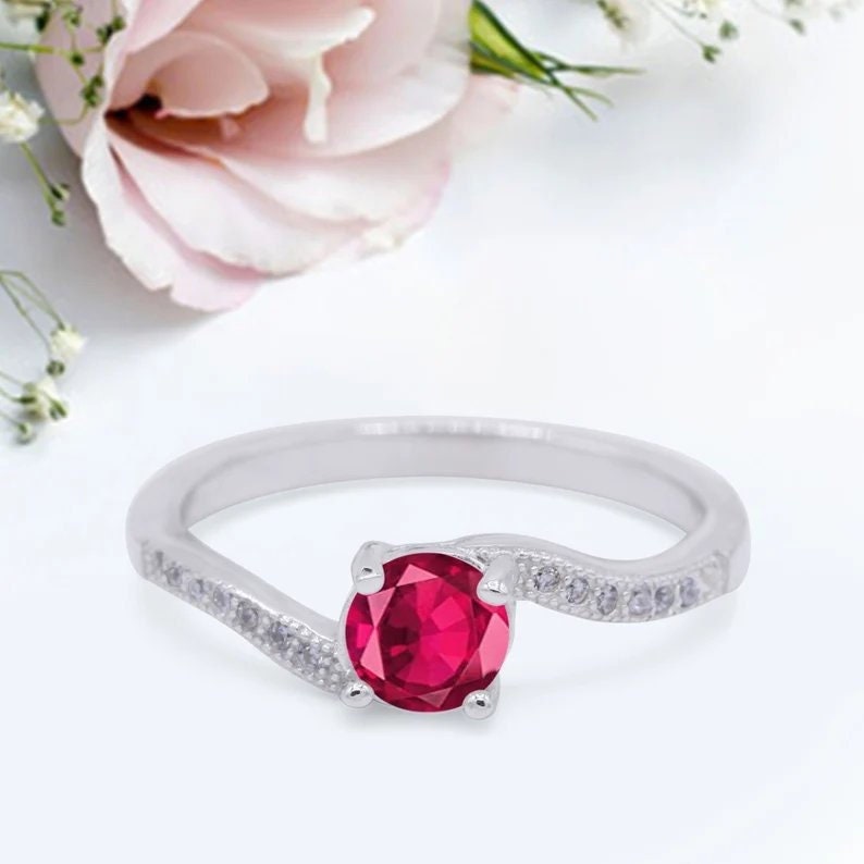 Runder Ehering Braut Verlobungsring Frauen Silber Simulierter Jahrestag Versprechen Ring Neues Design von LevxJewelry
