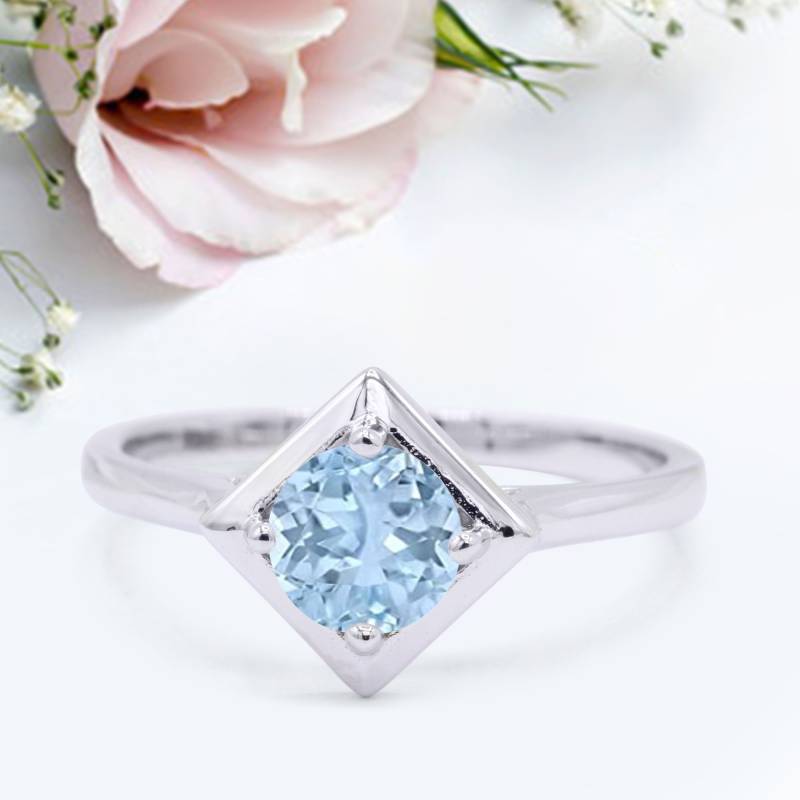 Runder Solitär Verlobungsring Simulierter Aquamarin Jubiläum Versprechensring Neues Design von LevxJewelry