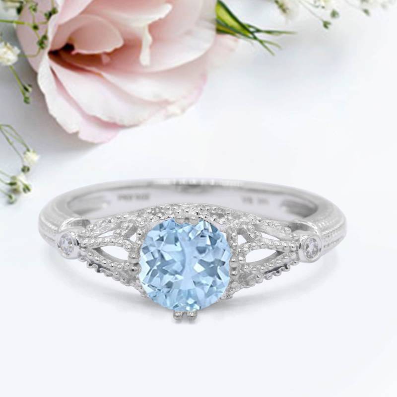 Vintage Design Solitär Verlobungsring Simulierter Aquamarin Jubiläum Versprechensring Neues von LevxJewelry