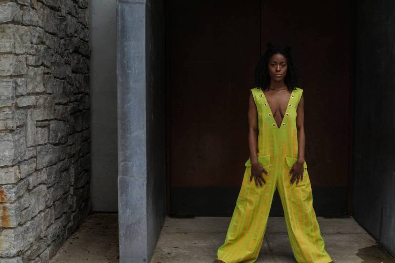 Gold Kintsukuroi Übergroßer Overall von LevynFiftyIV