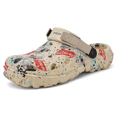Lewhosy Herren Clogs Sandalen – Bequeme Gartenschuhe mit Verstellbarem Riemen, Atmungsaktive und rutschfeste Outdoor Hausschuhe, Leichte Sommer Pantoletten für Freizeit und Strand Khaki-43 von Lewhosy