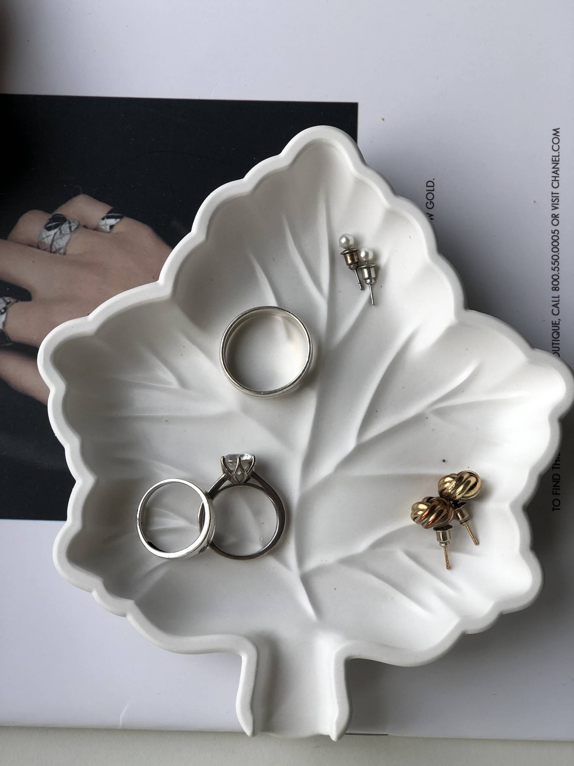 Handmade Jewelry Storage Leaf | Schmuckaufbewahrung Schale von LexyStoreBerlin