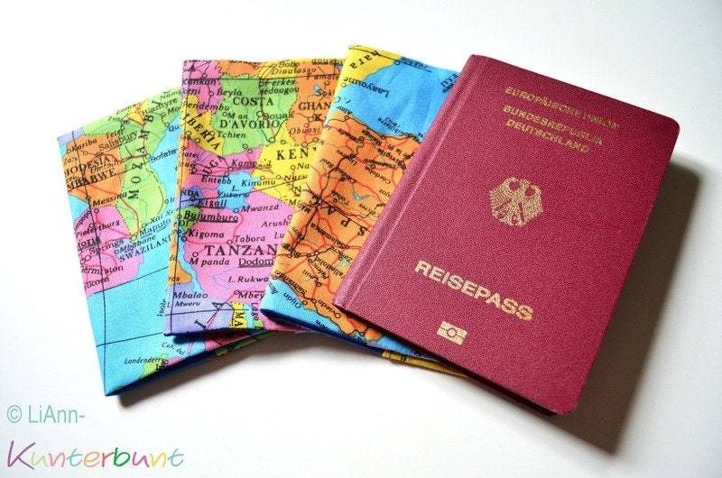 Ab 10, 90 Euro Reisepasshülle - Weltenbummler von LiAnnKunterbunt