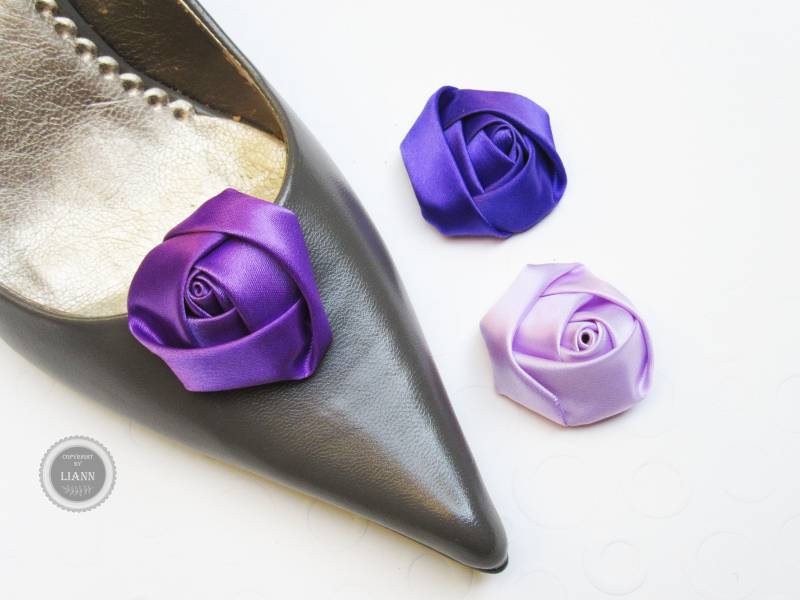 Satinrose in Lila - Schuhclips Ca. 3, 5-4 cm Lila, Violett, Flieder von LiAnnKunterbunt