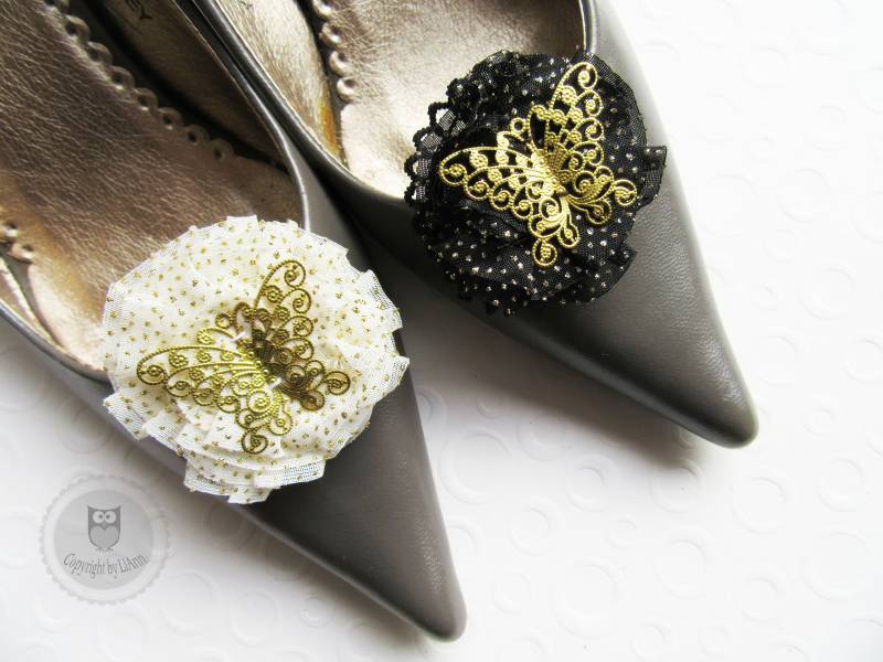 Schuhclips Ca. 5 cm - Schmetterling Mit Glitzer Und Spitze Creme-Gold Oder Schwarz-Gold Schuhclips Ca. 5 cm - Schmetterling Mit Glitzer Und Spitze Creme-Gold Oder Schwarz-Gold von LiAnnKunterbunt