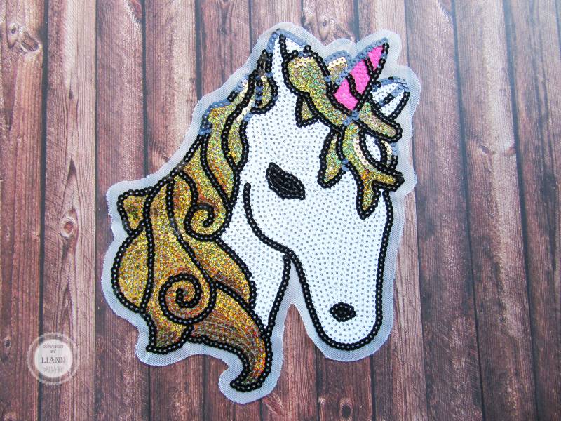 1 Applikation Stickerei Einhorn Mit Pailletten, 21 X 25 cm 1 Applikation Stickerei Einhorn Mit Pailletten, 21 X 25 cm von LiAnnMaterial