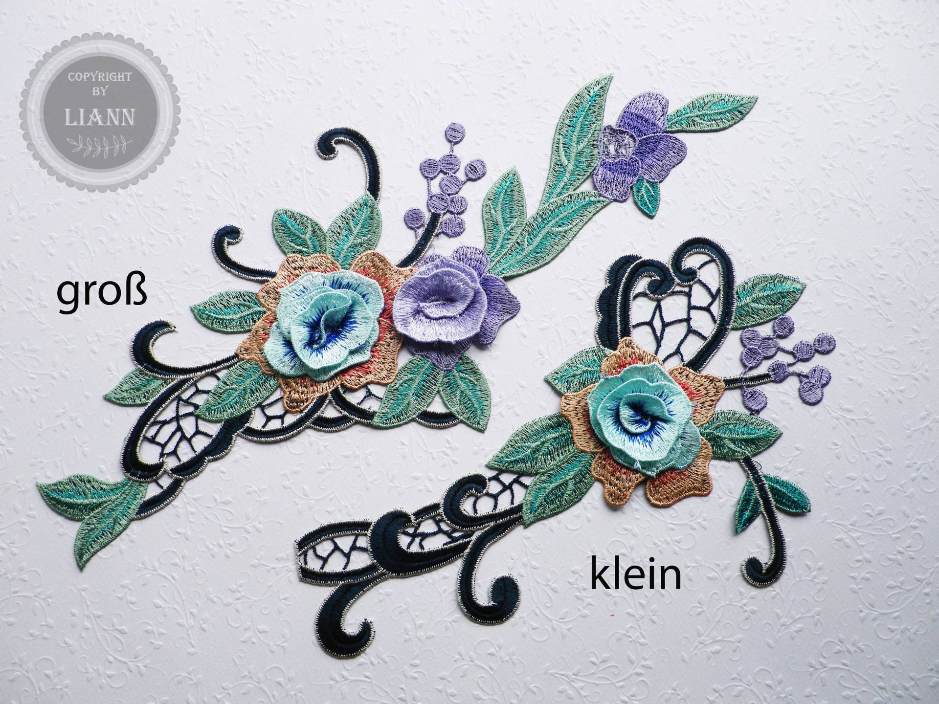 1 Gr. Applikation Stickerei Rosen, Flieder - Blau, Auswahl 1 Gr. Applikation Stickerei Rosen, Flieder - Blau, Auswahl von LiAnnMaterial