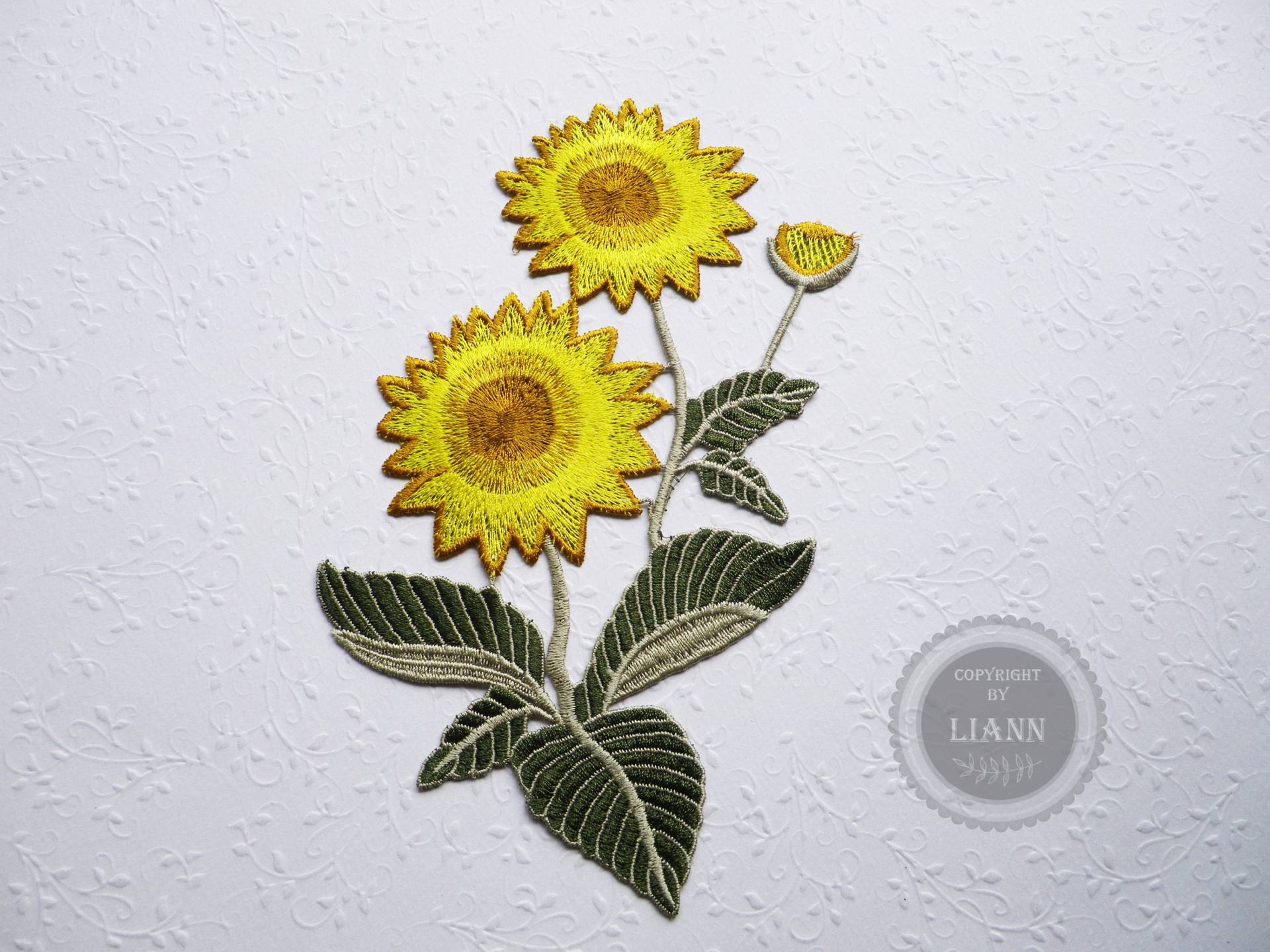 1 Große Applikation Stickerei Blüten in Gelb 1 Große Applikation Stickerei Blüten in Gelb von LiAnnMaterial