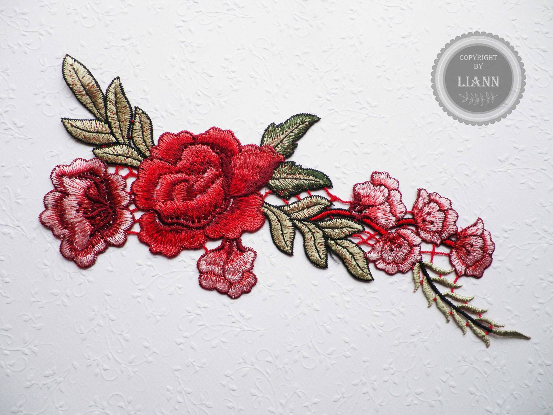 1 Große Applikation Stickerei Rosen, Rot-Beige 1 Große Applikation Stickerei Rosen, Rot-Beige von LiAnnMaterial