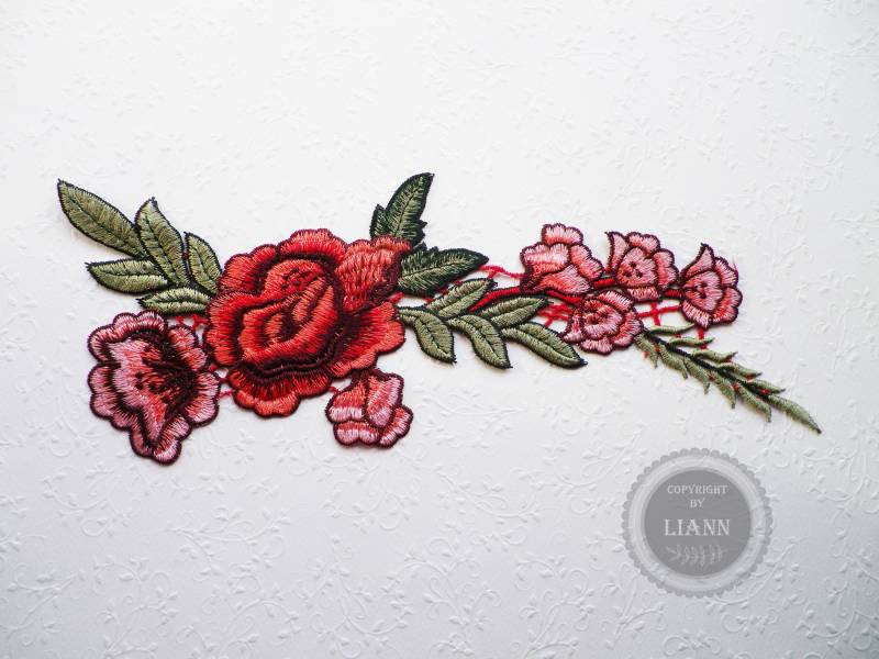 1 Große Applikation Stickerei Rosen, Rot-Grün 1 Große Applikation Stickerei Rosen, Rot-Grün von LiAnnMaterial