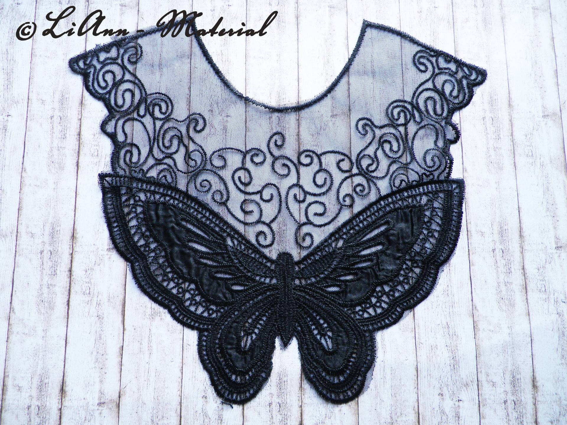 1 Schwarze Applikation Stickerei Schmetterling | Art.-Nr. Eaa - Spitzeneinsatz 1 Schwarze Applikation Stickerei Schmetterling | Art.-Nr. Eaa - Spitzeneinsatz von LiAnnMaterial