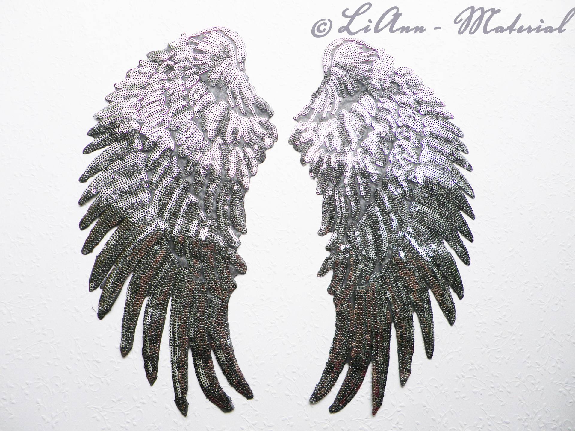 2 Applikationen Flügel Mit Pailletten in Silber 2 Applikationen Flügel Mit Pailletten in Silber von LiAnnMaterial