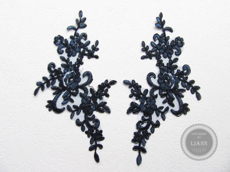 2 Applikationen Stickerei Blütenranke, Marineblau 2 Applikationen Stickerei Blütenranke, Marineblau von LiAnnMaterial