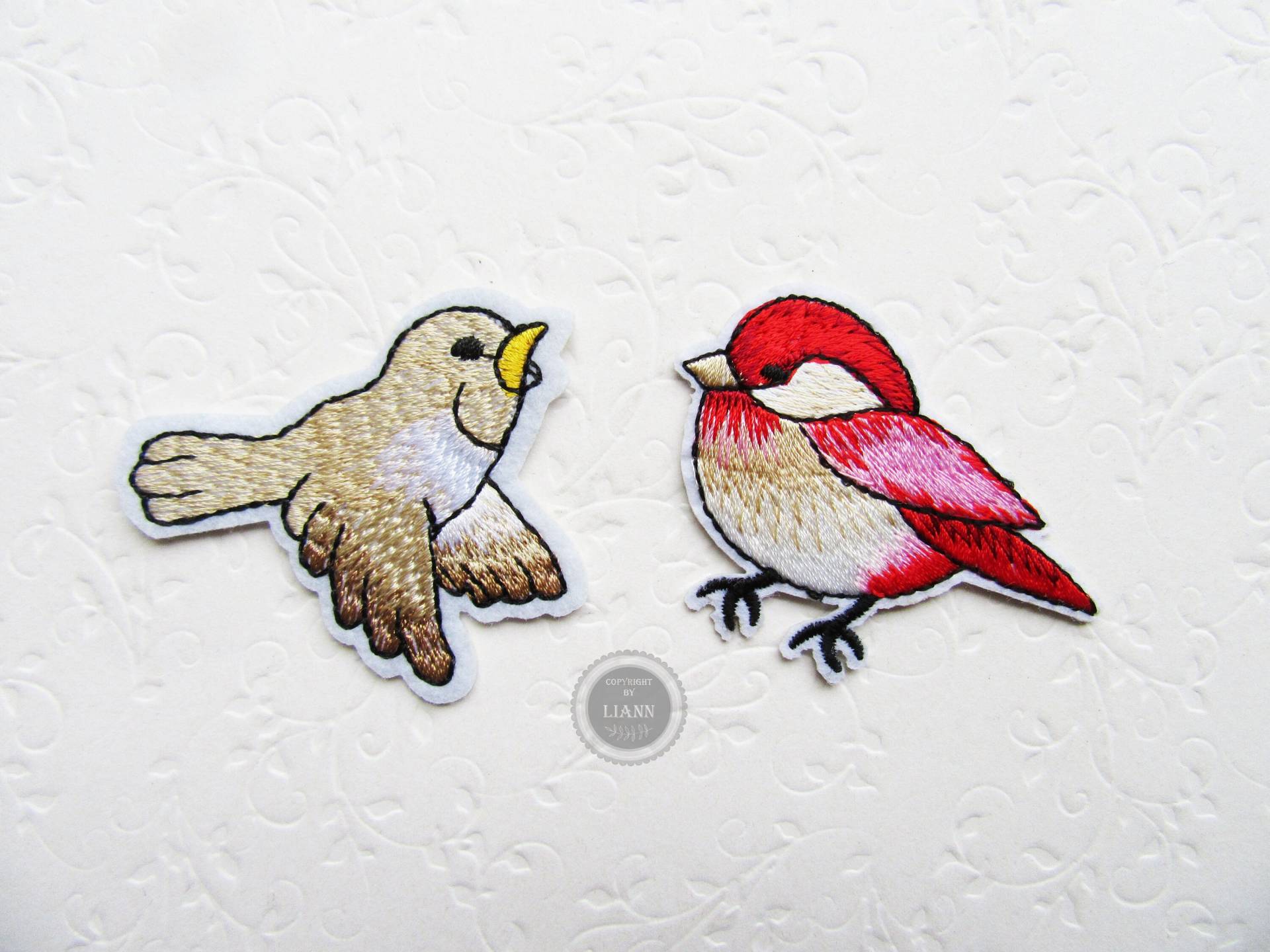Ab 2, 50 Euro 1 Bügelbild Applikation Vogel, Rot Oder Beige von LiAnnMaterial