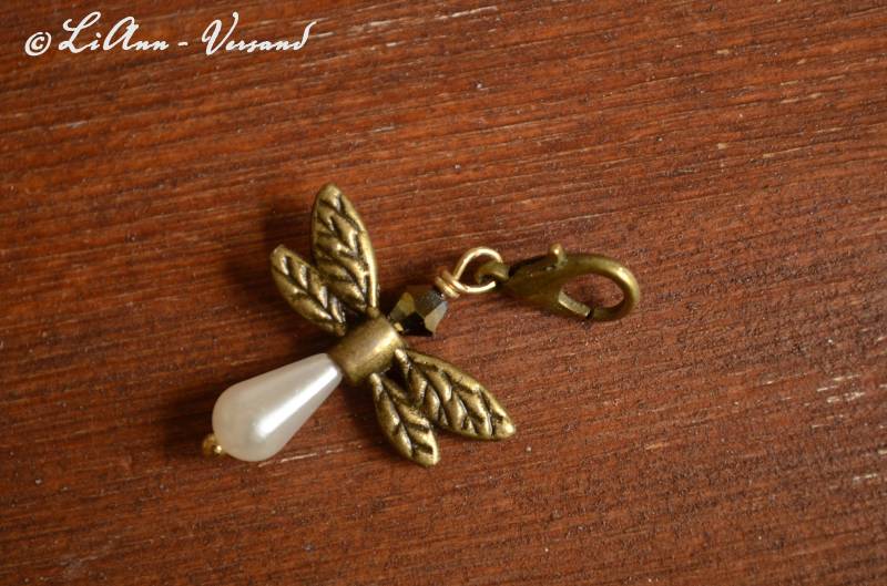 Charm-Anhänger - Libelle Der Nacht von LiAnnSchmuck