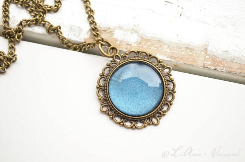 Halskette - Blaue Dame von LiAnnSchmuck