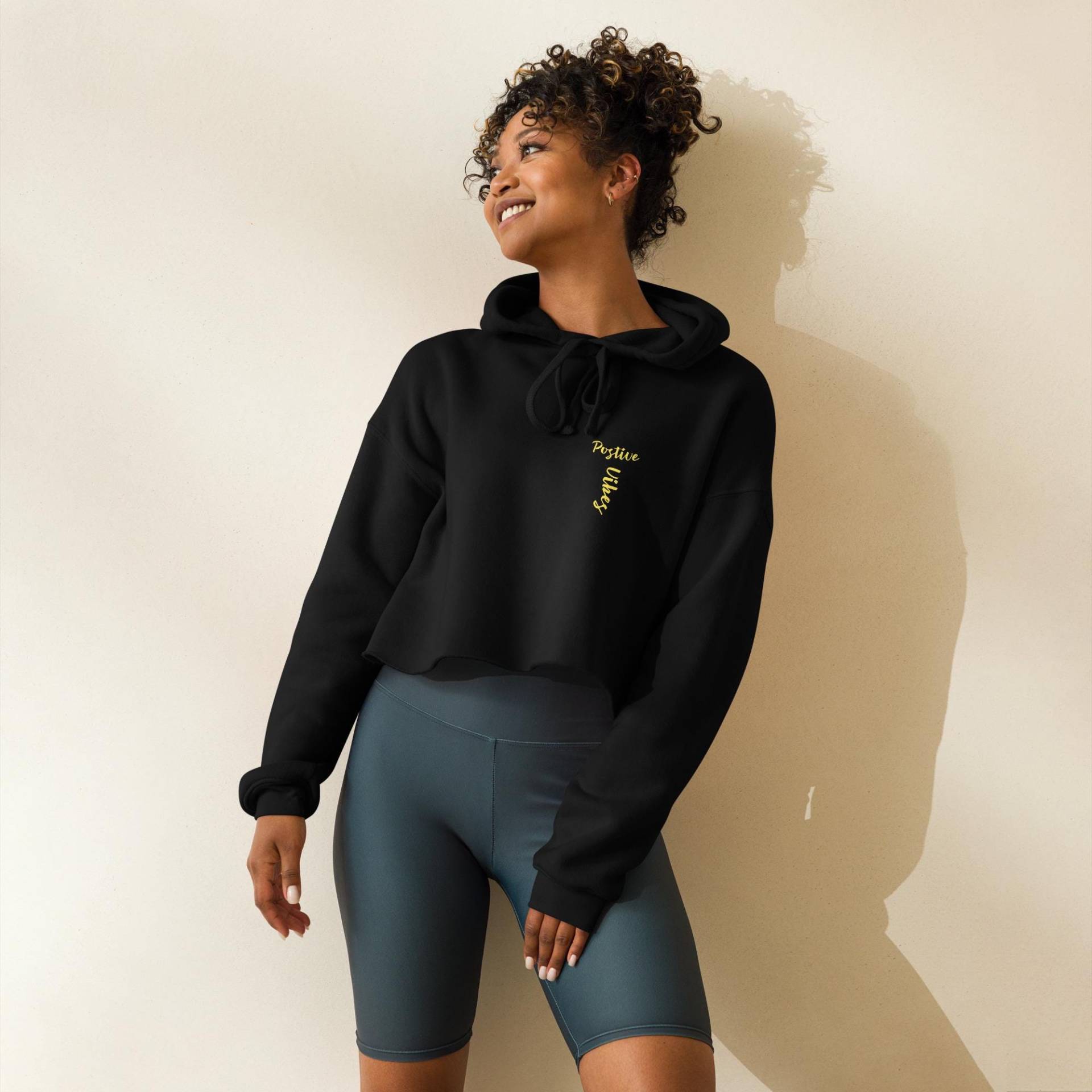 Crop-Hoodie von LiKeVibes