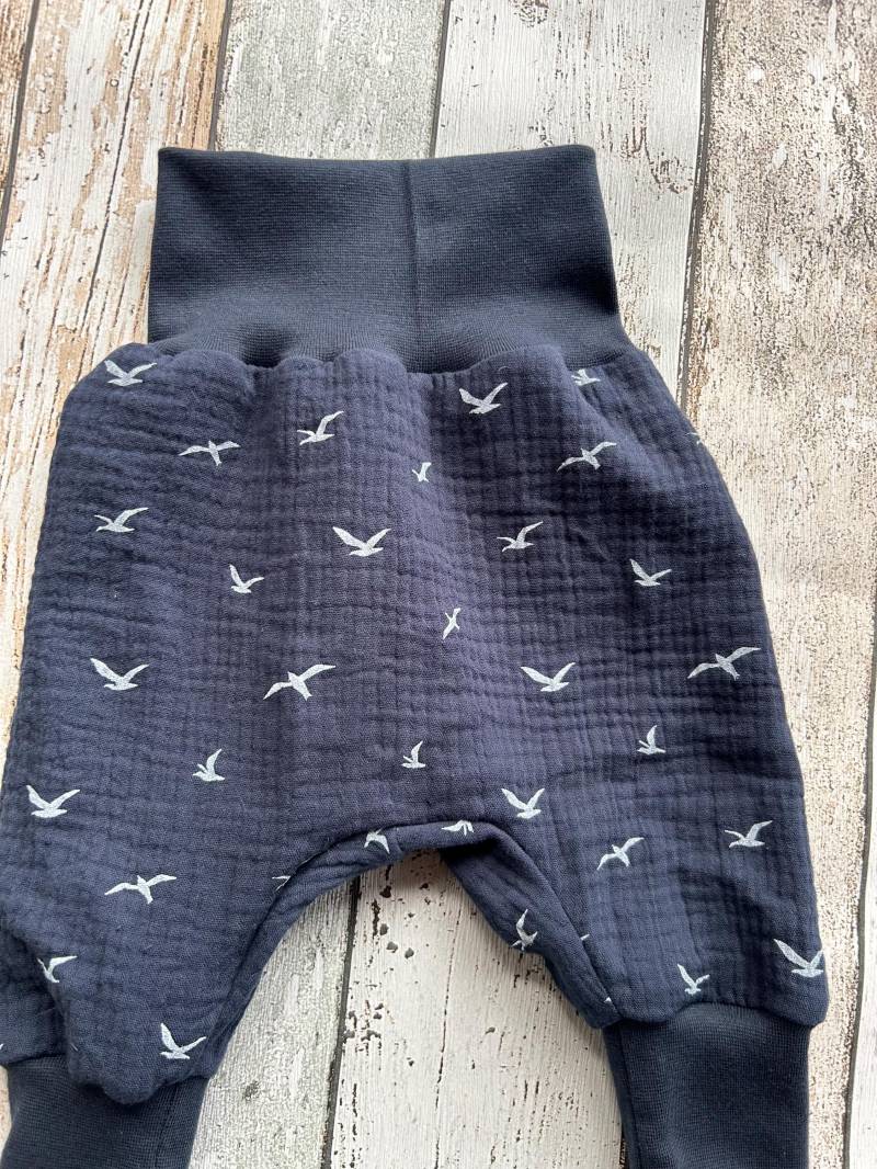 Pumphose Musselin Möwe Dunkelblau von LiMeLaden