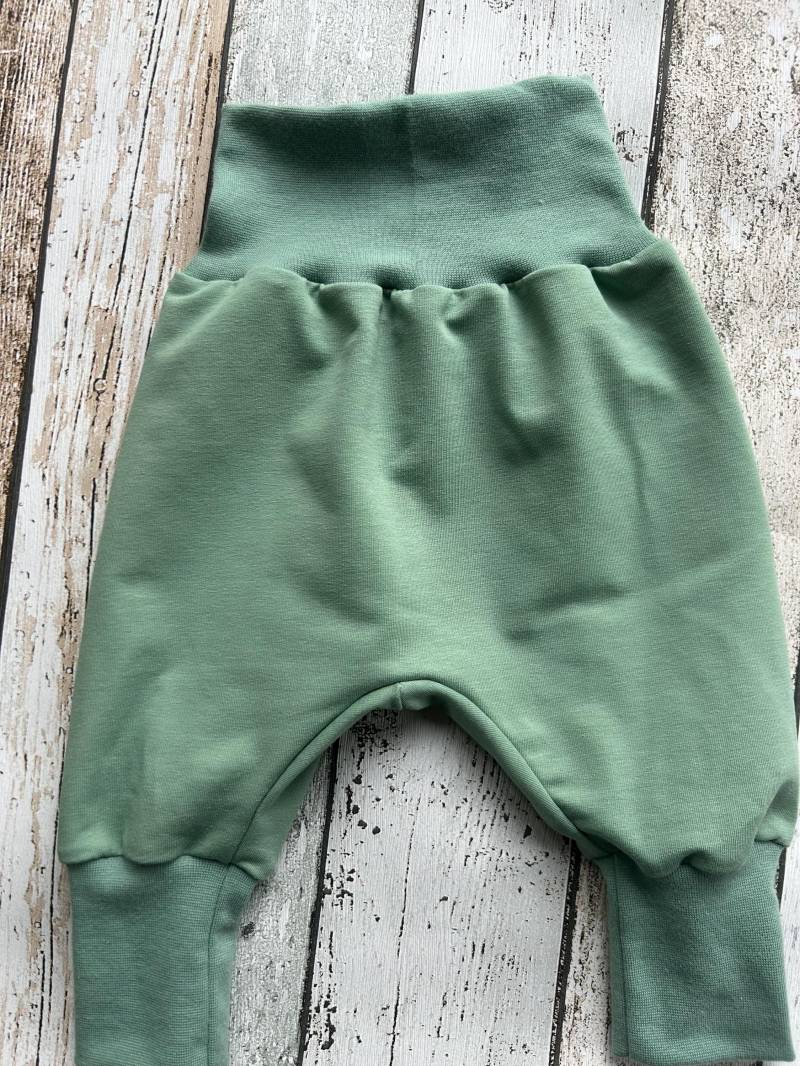 Pumphose Uni Altgrün von LiMeLaden