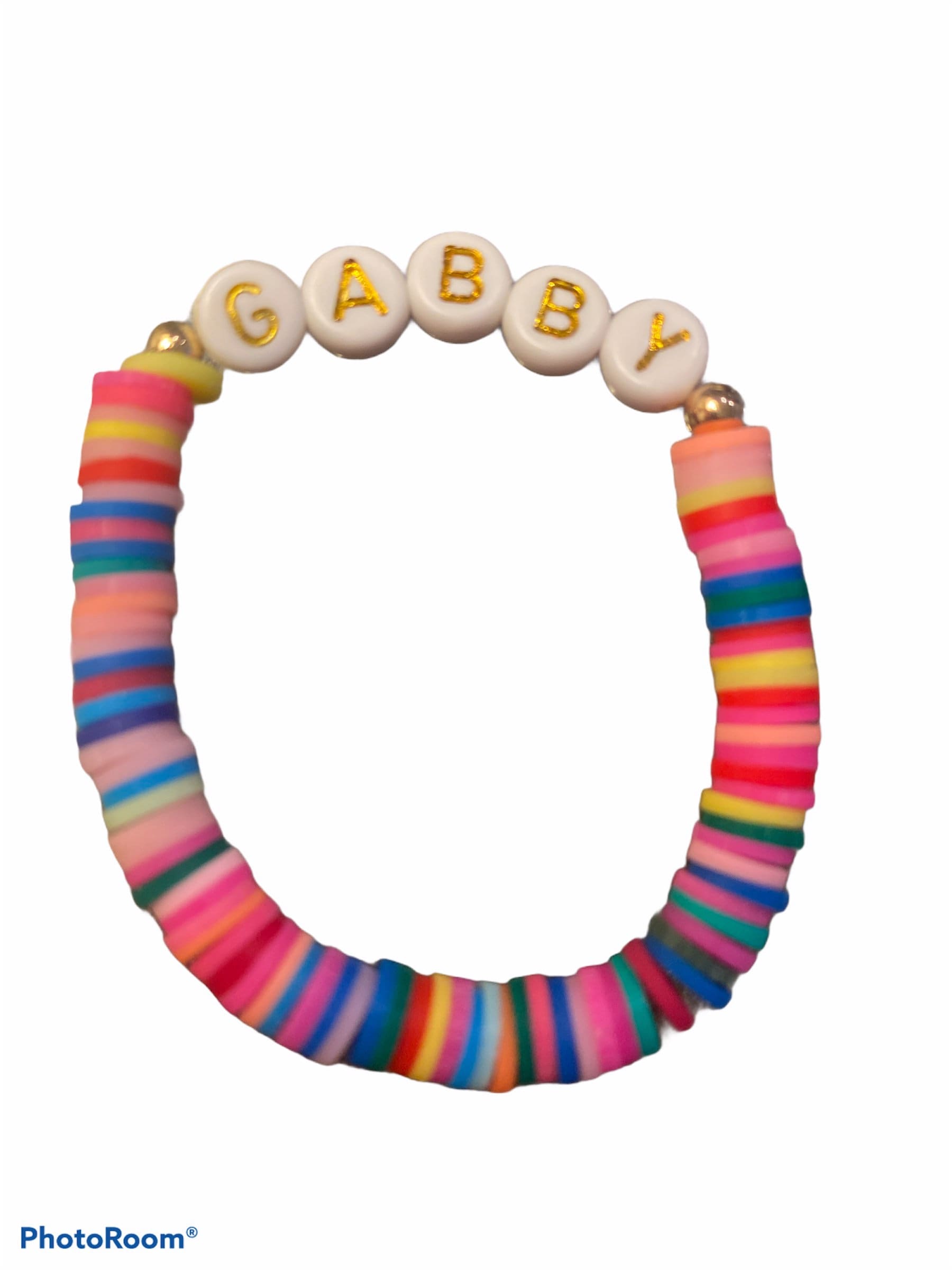 Regenbogen Heshi Clay Perlen Scheiben Armband Für Kinder, Frauen, Mit Goldenen Akzent Und Buchstaben Personalisierung von LiTieDyeMama