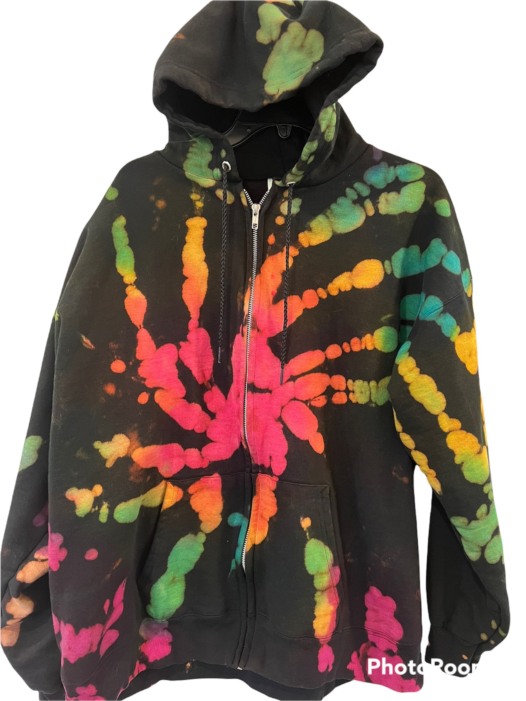 Regenbogen Reverse Tie Dye, Schwarz Tie-Dye Hell Farbiges Hoodie-Sweatshirt Für Männer, Frauen, Unisex, Alle Größen, Benutzerdefinierte Dye von LiTieDyeMama