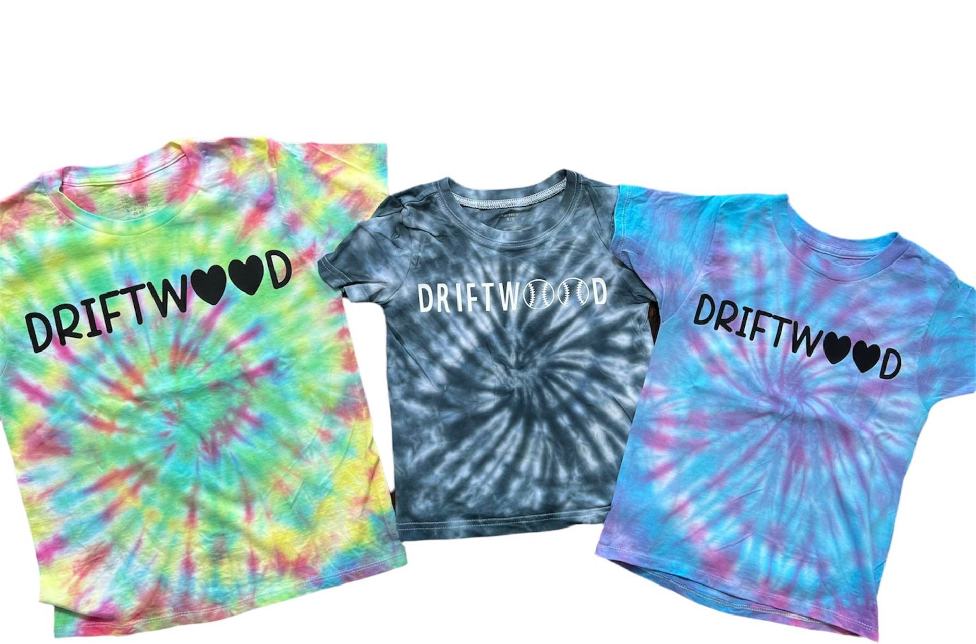 Tie Dye Sommer Camp T-Shirt Mit Personalisiertem Lager, Benutzerdefinierte T-Shirts Für Kinder, Größen 2-10, Andere Farben Erhältlich, Tie-Dye-Shirt von LiTieDyeMama