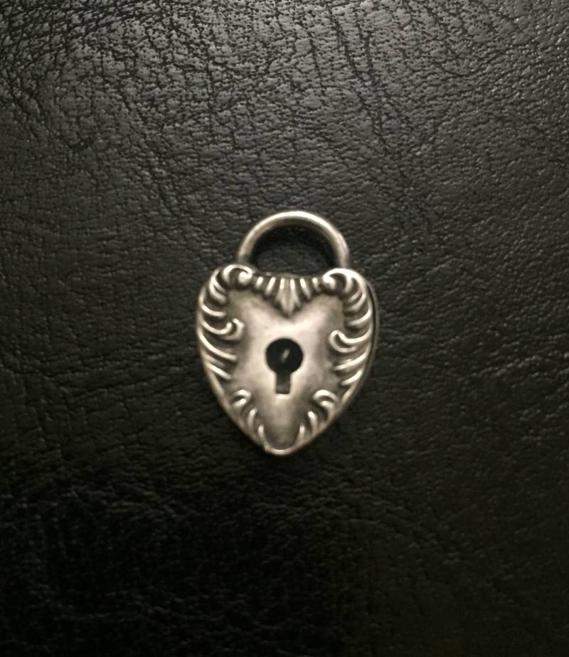 Antike Sterling Silber Verzierten Vorhängeschloss Anhänger Oder Charme von LiamBySevanna