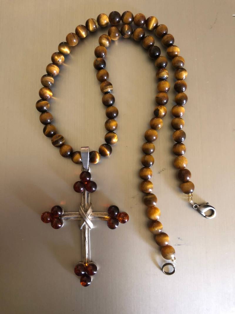 Vintage Edelstein-Halskette Mit Großem Sterling Kreuz Anhänger 43 cm von LiamBySevanna